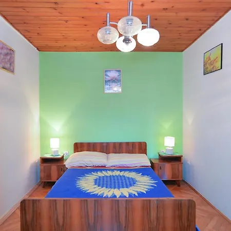 Holiday home Fuer 6 Personen Ca 80 Qm In Vrznaveri, Istrien Istrische Riviera