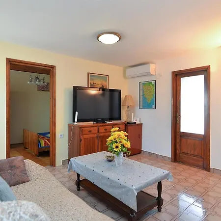 Fuer 6 Personen Ca 80 Qm In Vrznaveri, Istrien Istrische Riviera *