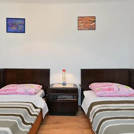 Holiday home Fuer 6 Personen Ca 80 Qm In Vrznaveri, Istrien Istrische Riviera *