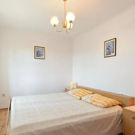 Fuer 6 Personen Ca 80 Qm In Vrznaveri, Istrien Istrische Riviera Holiday home Porec