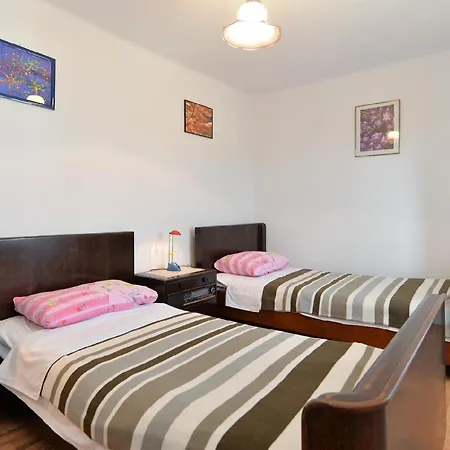 Fuer 6 Personen Ca 80 Qm In Vrznaveri, Istrien Istrische Riviera