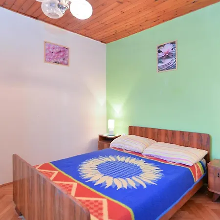Holiday home Fuer 6 Personen Ca 80 Qm In Vrznaveri, Istrien Istrische Riviera